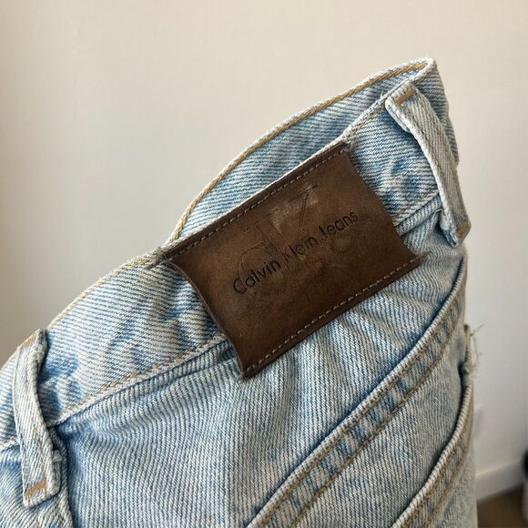 VTG 90s Calvin Klein Jeans Women Sz 10 Easy Fit Classic Denim Blue Enzyme Wash - Picture 9 of 11